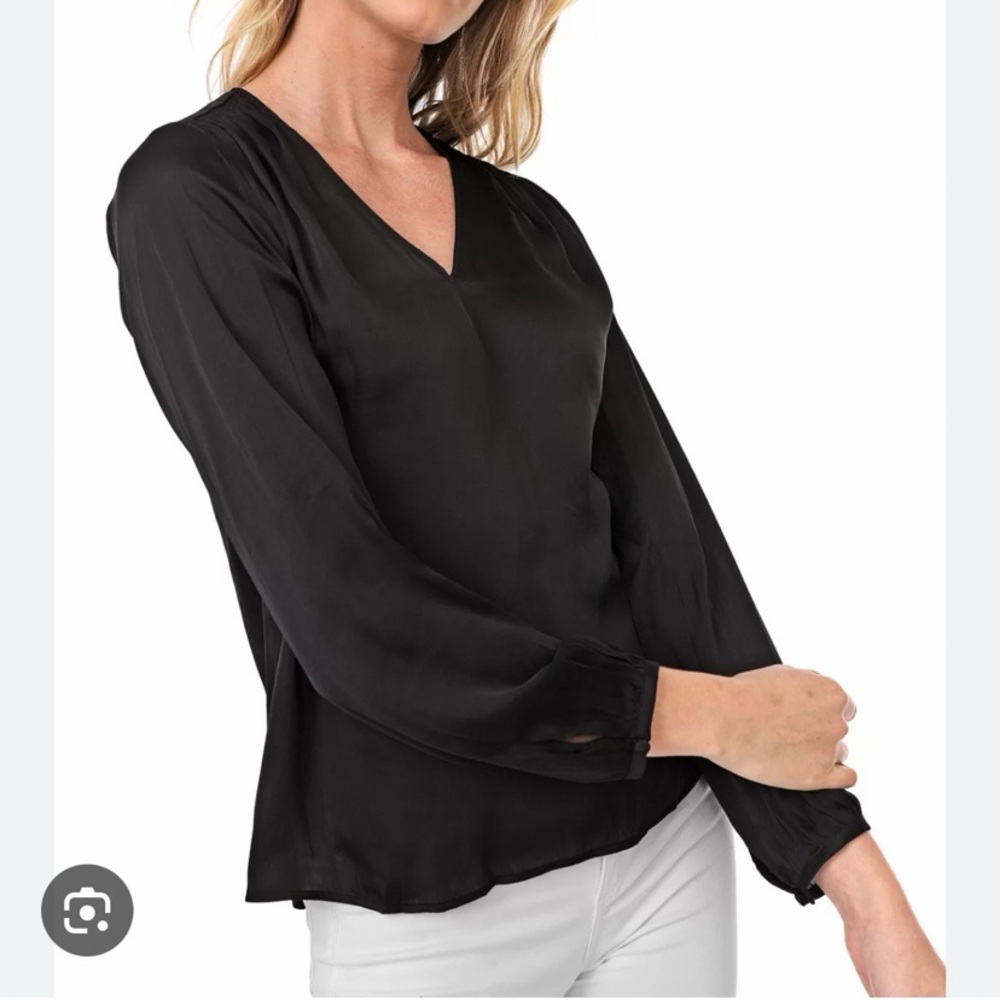 Banana Republic Black Long Sleeve Smocked V-Neck Blouse